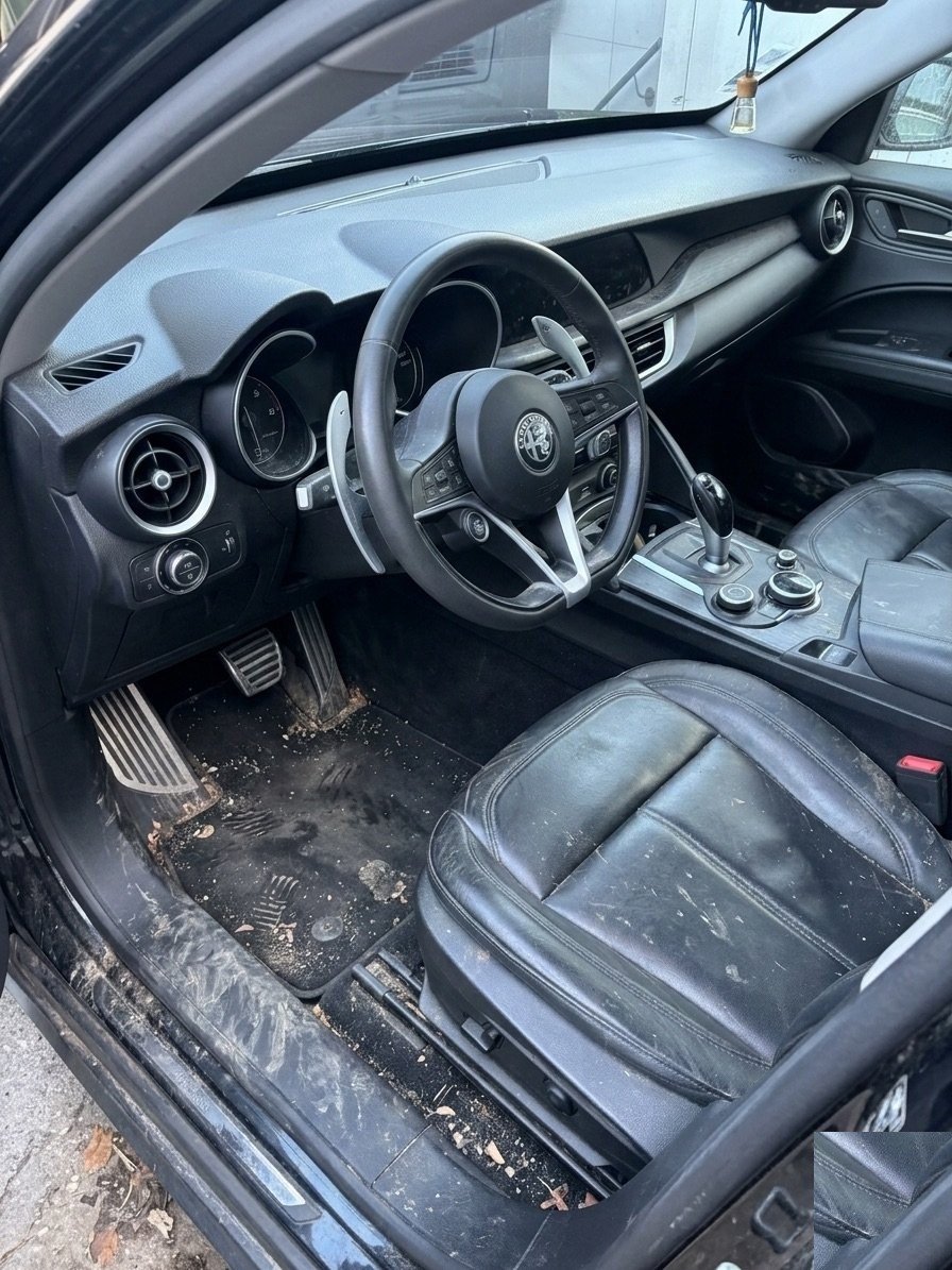 Alfa Romeo avant nettoyage